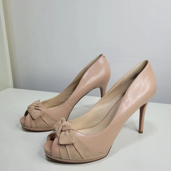 Nine West Fealey Peep Toe Leather Beige Platform Pumps Size Women's 11 with Box - Picture 1 of 16
